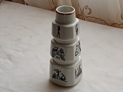 Alföldi porcelán váza Nemzetközi Nőnap 1972 retro 15cm