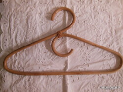 VÁLLFA  RATTAN - 41 cm - 41 x 24 cm - OSZTRÁK