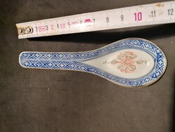 Kézzel festett keleti porcelán kanál