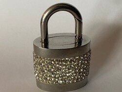 Swarovski-Philips exlusiv 1 GB USB pendrive kifejezetten hölgyeknek