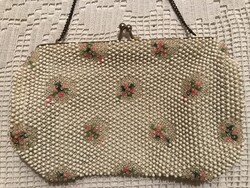 RETIKÜL - KÉZZEL VARRT - RÉGI - ÚJSZERŰ - BÉCSBEN KÉSZÜLT - 22 x 14 x 8 c + LÁNC - 12 cm  - HIBÁTLAN