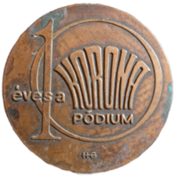 10 éves a Korona Pódium emlékérem