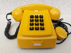 CB81 MM sárga nyomógombos telefon