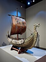 Edward Aagaard monumentális bronz Viking sárkányhajó – Dán design, 1960 körül, 40 cm