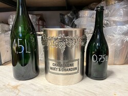 CHAMPAGNE CLUB - Moët & Chandon akril szőlőfürtös pezsgős jégveder, francia bárkellék
