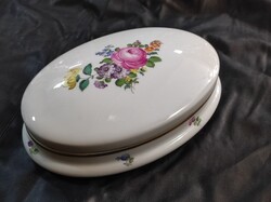 ﻿Augarten Wien  ritka, ovális  fedeles porcelán doboz az 1920 as évekből. 19,5 cm.