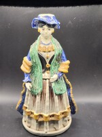 Ritka vintage olasz stúdiókerámia / majolika figura – Szicíliai asszony népviseletben (33 cm)