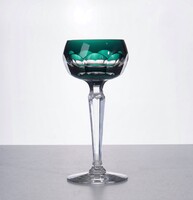 Val Saint Lambert smaragdzöld kristály borospohár – „Tilly” | kézzel csiszolt, Mid-Century design