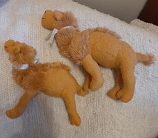 Bájos tevék Kalifa reklámfigura 40cm és 33cm