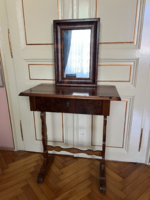 Biedermeier kisasztal tükörrel