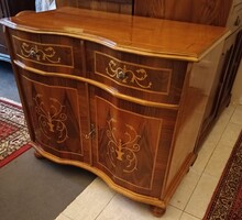 Neobarok Commodesk