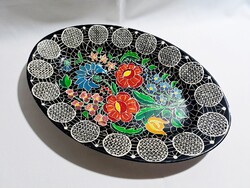 Kézzel festett Gránit ovális falitál, tányér 37 x 25 cm