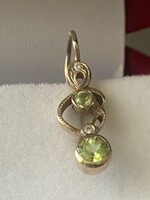 Csodaszép, szecessziós stílusú, peridot (olivin) köves , fehérarany fülbevaló