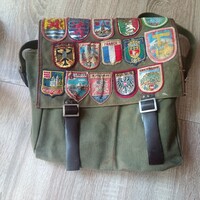 Túrista tarisznya, kenyérzsák felvarrókkal