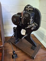 Zeiss Icon 16 mm-es filmvetítő