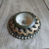 Régi zománcozott bronz mécsestartó (8,1x1,7 cm)