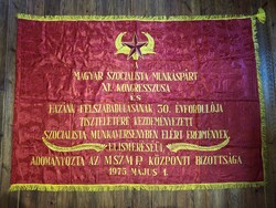 Magyar Szocialista Munkáspárt, nagyméretű adományozó zászló, 190 x 130 cm
