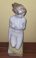 Hollóházi Porcelángyár női akt porcelán figura – 29 cm