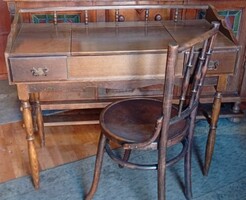 Thonet fésülködőasztal székkel