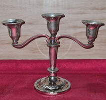 Elegáns ezüstözött 3 ágú asztali gyertyatartó - Apró esztétikai hibával