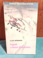 Fogadó a Halott Alpinistához - Sztrugackij - Kozmosz Fantasztikus Könyvek.