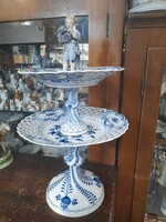 Alt Német,Germany Kardos Meissen 1815-1824,Virágmintás Emeletes,Talpas,Áttört Figurális Kínáló.40 cm