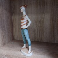 Zsolnay  porcelán, a "strandoló lány" LEÁRAZTAM!