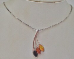 Beautiful multi-amber elegant silver pendant and chain