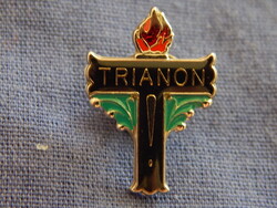 Trianon kitűző