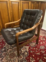 Mid century fotel