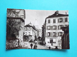 Képeslap (46/2) - Franciaország - Párizs - Utcakép a Sacré Cœur-bazilikával 1950-es évek - (9x14 cm)