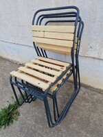 Régi rakásolható vendéglátos székek régi kerti székek retro szánkotalpas strand szék büfé székek