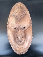 ​Különleges terrakotta fali maszk – Törzsi stílusú kerámia fali dísz (27×13 cm)