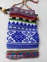 12x7 cm fonott nyakbaakasztós textil szütyő