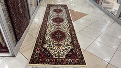 4464 MESESZÉP Hindu Tabríz kézi gyapjú perzsa futó szőnyeg 85X310CM