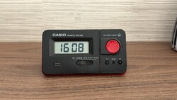 CASIO DQ-580 Quartz digitális ébresztőóra – japán retro dizájn