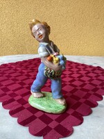H RAHMER MÁRIA kerámia virág árus fiú szobor 16 cm.