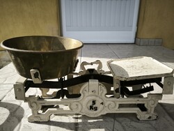 Retro réztányéros mérleg eladó!