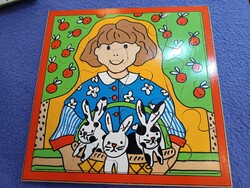 Régi IKEA fa puzzle kislány nyuszikkal