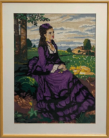 Lila ruhás nő gobelin kép üvegezett keretben, 65 x 51 cm