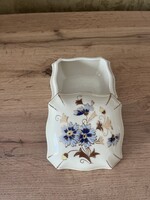 ZSOLNAY PORCELÁN NAGYMÉRETŰ DOBOZ, BONBONIER, ÉKSZERTARTÓ, BÚZAVIRÁG MINTÁVAL