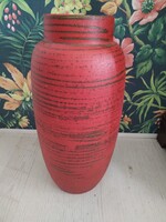 Mid -century jellegű padló váza  ,/ vörös lávában