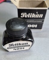 Tinta Fekete. Pelikán