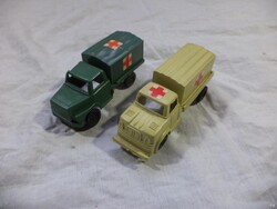 2db retro trafik mentőautó (4292)