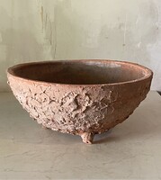 KERÁMIA VIRÁG KASPÓ 3 KICSI LÁBON, 32 X 14 CM