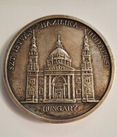 Szent István király jobbra 1000 - 1038  Szent István Bazilika Budapest  emlék érem  díszdobozban