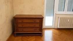 Koloniál 3 fiókos komód kiváló állapotban eladó
