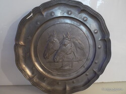 ÓN TÁNYÉR - 36 cm  - LOVAS - JELZETT - 3 D - NEHÉZ VASTAG  - RÉGI -  OSZTRÁK - HIBÁTLAN