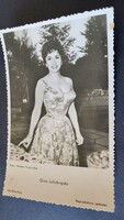 GINA LOLLOBRIGIDA LOLLO SZÍNÉSZ ÉNEKES FOTÓMŰVÉSZ SZEXSZIMBÓLUM KORABELI EZÜST ZSELATINOS SZTÁR FOTÓ