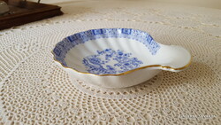 Gyönyörű,kagyló alakú porcelán kínáló,gyűrűtartó